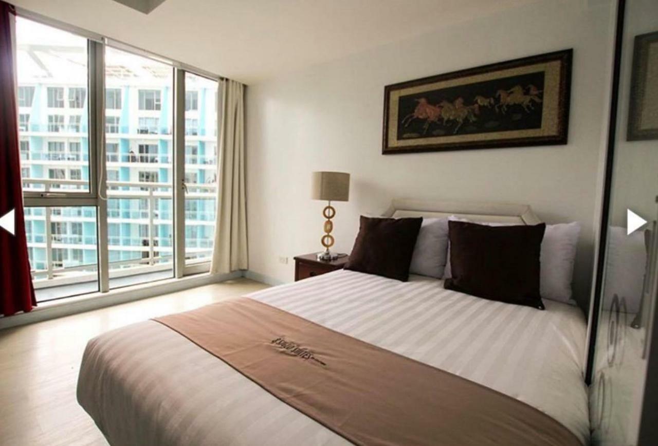 Azure C5 Man-Made Beach Balcony Multiple Units Manila Eksteriør bilde